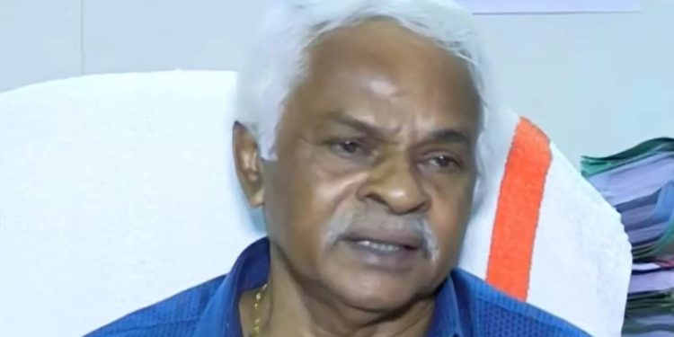 പാതി വില തട്ടിപ്പുമായി ബന്ധപ്പെട്ട് റിട്ട.ജസ്റ്റിസ് സി എന് രാമചന്ദ്രനെതിരെ കേസെടുത്ത് പോലീസ്