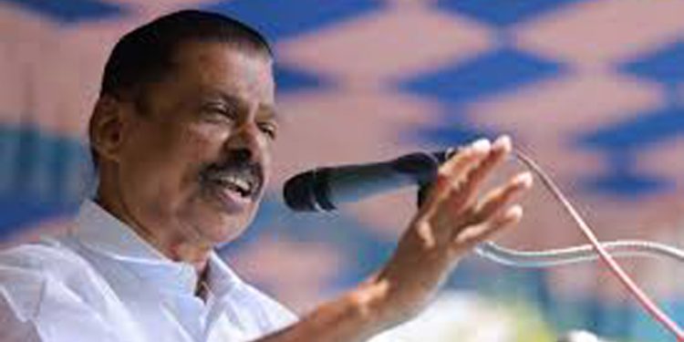 പീഡനക്കേസില് മുകേഷ് എം.എല്.എയെ പിന്തുണച്ച് സി.പി.എം. സംസ്ഥാന സെക്രട്ടറി എം.വി. ഗോവിന്ദന്