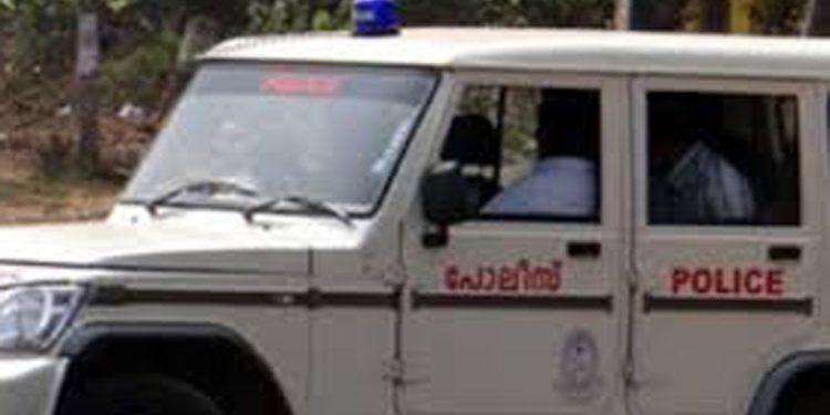 ഹോട്ടല്‍ ജീവനക്കാരി കെട്ടിടത്തില്‍ നിന്നും ചാടി പരിക്കേറ്റ സംഭവം ; ഒന്നാം പ്രതി ദേവദാസിനെ മുക്കം പോലീസ് അറസ്റ്റ് ചെയ്തു