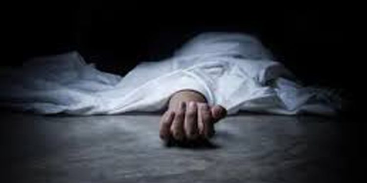 സ്വിഗ്ഗി തൊഴിലാളിയായ യുവാവിനെ കോഴിക്കോട് ചേവരമ്പലം ബൈപ്പാസ് ജംഗ്ഷനിലെ വെളളക്കെട്ടില്‍ മരിച്ച നിലയില്‍ കണ്ടത്തി