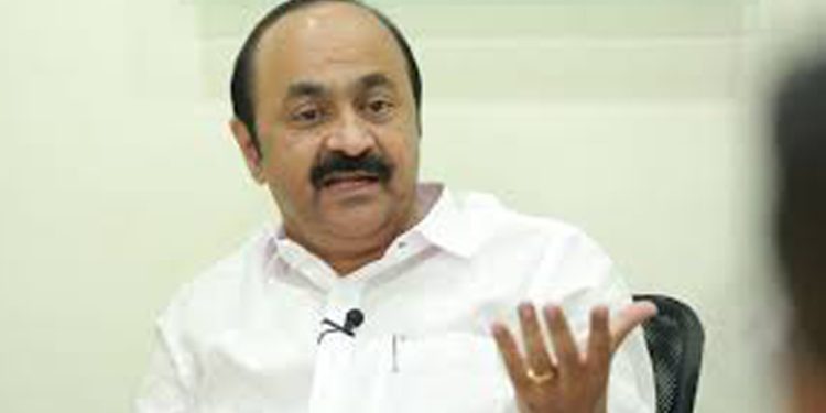 ഇടതുമുന്നണി സര്‍ക്കാരിന്റെ ദുര്‍ഭരണം അവസാനിപ്പിക്കാന്‍ കോണ്‍ഗ്രസ് തയ്യാറാണെന്ന് പ്രതിപക്ഷ നേതാവ് വി ഡി സതീശന്‍