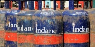 വാണിജ്യാവശ്യത്തിനുള്ള പാചക വാതക വില വർധിപ്പിച്ചു