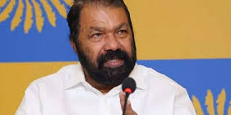 താനൂരിലെ പെൺകുട്ടികളെ പെട്ടെന്ന് കണ്ടെത്തിയ കേരള പോലീസിന് അഭിനന്ദനങ്ങള് അറിയിച്ച് വിദ്യാഭ്യാസ മന്ത്രി വി ശിവന്കുട്ടി