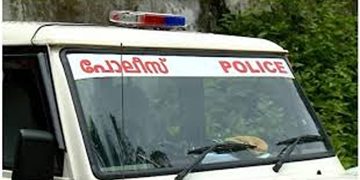 വാഹനത്തിന്റെ കേടായ ബാറ്ററി മാറ്റി നൽകിയില്ല ; ആത്മഹത്യാ ഭീഷണി മുഴക്കി ഓട്ടോ ഡ്രൈവ‌ർ