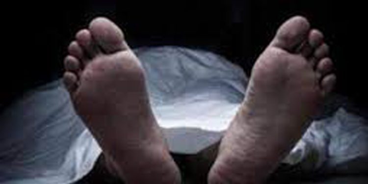 പാലക്കാട് കാഞ്ഞിരപ്പുഴ പാങ്ങോട് ഉന്നതിയിൽ മധ്യവയസ്കനെ മരിച്ച നിലയിൽ കണ്ടെത്തി