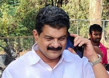 നിലമ്പൂര് ഉപതെരഞ്ഞെടുപ്പ് ; മുസ്ലിം ലീഗ് നേതാക്കളെ കാണാന് പി.വി അന്വര്