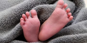 അസാധാരണ വൈകല്യത്തോടെ കുഞ്ഞ് ജനിച്ച സംഭവത്തിൽ നീതി ലഭിച്ചില്ലെന്ന് കുടുംബം