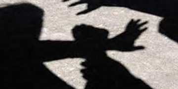 കണ്ണൂരിൽ ഡിവൈഎഫ്ഐ പ്രവർത്തകരെ മർദ്ദിച്ച സംഭവം ; കോൺഗ്രസ് നേതാവിനെതിരെ കേസ്