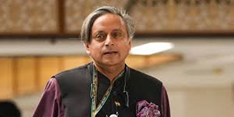 ദീർഘയുദ്ധം തുടരാൻ ഇന്ത്യ ആഗ്രഹിക്കുന്നില്ല ; തിരിച്ചടി കഴിഞ്ഞു, ഇനി സമാധാനമാണ് ആവശ്യമെന്ന് തരൂർ