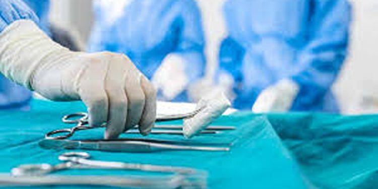 ശസ്ത്രക്രിയയിൽ ​ഗുരുതര പിഴവ് ; 31 കാരിയുടെ 9 വിരലുകൾ മുറിച്ചുമാറ്റി