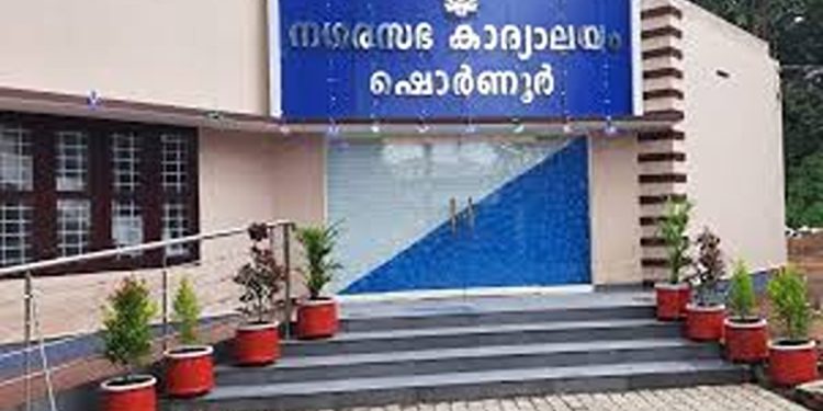 സംസ്ഥാനത്തെ ആദ്യത്തെ അതിദാരിദ്ര്യമുക്ത നഗരസഭയായി ഷൊർണൂർ നഗരസഭയെ പ്രഖ്യാപിച്ചു