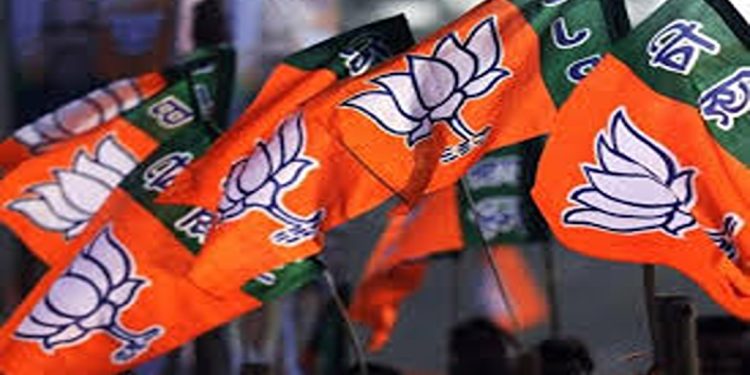 ഡിസിസി മുൻ ജനറൽ സെക്രട്ടറി ബെന്നി പെരുവന്താനം ബിജെപിയിൽ ചേർന്നു