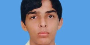 അരിയിൽ ഷുക്കൂർ വധക്കേസ് ; പി ജയരാജനുൾപ്പെടെയുള്ള പ്രതികൾ കോടതിയിലെത്തി