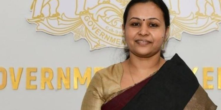 സംസ്ഥാനത്ത് 519 കോവിഡ് കേസുകൾ സ്ഥിരീകരിച്ചു ; മാസ്ക് ധരിക്കണമെന്ന് ആരോ​ഗ്യ മന്ത്രി