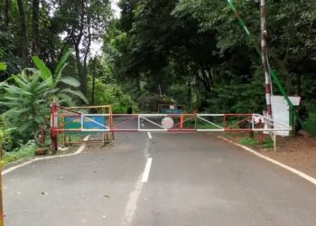 മണ്ണിടിച്ചിൽ ഭീഷണി ; മാക്കൂട്ടം ചുരംപാതയിൽ ഭാരവാഹനങ്ങൾക്ക് നിയന്ത്രണം ആരംഭിച്ചു