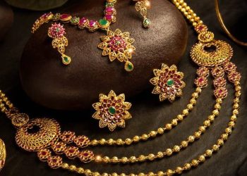 സംസ്ഥാനത്ത് സ്വര്‍ണവില വീണ്ടും കുറഞ്ഞു ; ഒറ്റയടിക്ക് കുറഞ്ഞത് 600 രൂപ