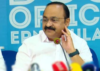 തെരഞ്ഞെടുപ്പ് മുന്നിൽ കണ്ട് പെൻഷൻ കൊടുത്താൽ കമ്മീഷന് പരാതി നൽകും ; വിഡി സതീശൻ