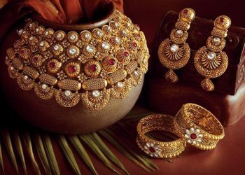 സംസ്ഥാനത്ത് സ്വർണവിലയിൽ നേരിയ ​കുറവ്