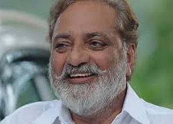 പി.വി. അന്വറിനെതിരെ നടന് ജോയി മാത്യു രംഗത്ത്