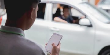 കൊച്ചിയില്‍ ഓണ്‍ലൈന്‍ ടാക്‌സി ഡ്രൈവര്‍മാര്‍ ഇന്ന് പണിമുടക്കില്‍