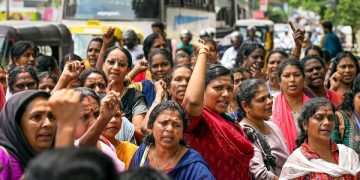 സമരം ശക്തമാക്കാൻ ആശാവർക്കർമാർ ; 1000 പ്രതിഷേധ സദസുകൾ നടത്തും