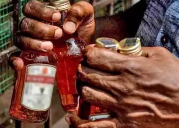 ഒഴിഞ്ഞ മദ്യക്കുപ്പികള്‍ ശേഖരിച്ച് ക്ലീന്‍ കേരള കമ്പനിക്ക് നല്‍കാന്‍ ബിവറേജസ് കേര്‍പ്പറേഷന്‍