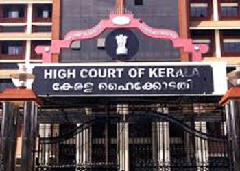 മറ്റൊരാൾക്ക് ഹാനികരമായി ഉപയോഗിച്ചാൽ ബൈക്കും മാരകായുധം : ഹൈക്കോടതി