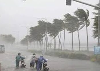 കേരളത്തിൽ ഇന്ന് ശക്തമായ കാറ്റിന് സാധ്യതയെന്ന് കേന്ദ്ര കാലാവസ്ഥ വകുപ്പ്