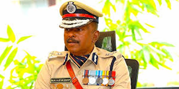 എഡിജിപി എം ആർ അജിത് കുമാറിനെതിരെ നടത്തിയ അന്വേഷണത്തിന്റെ കേസ് ഡയറി ഹാജരാക്കി