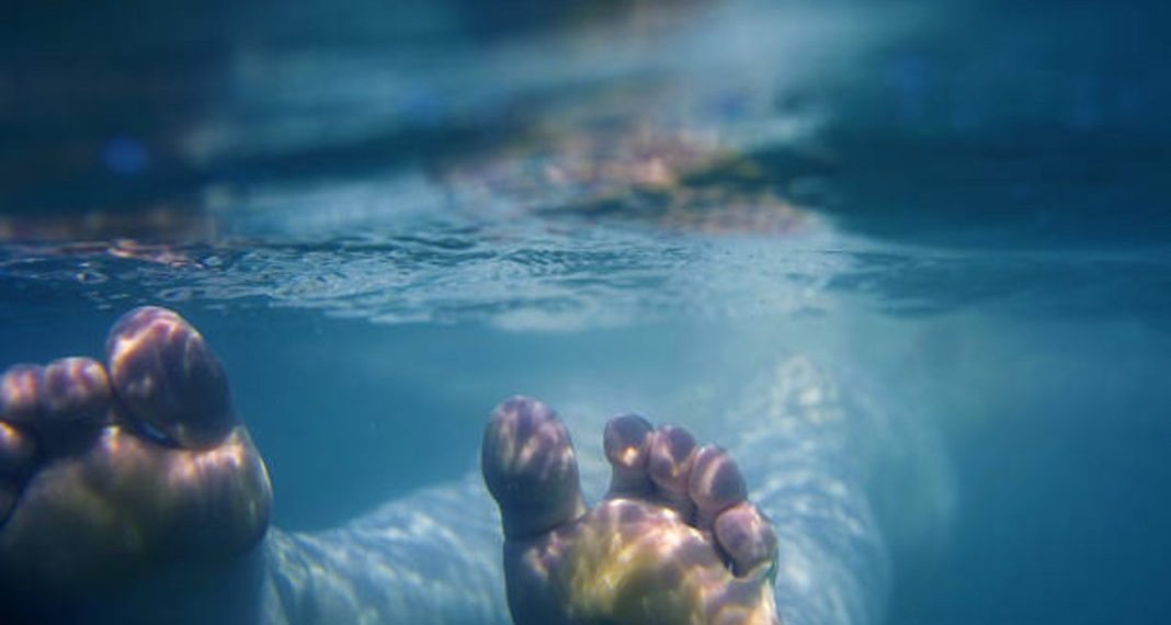 കോഴിക്കോട് കുറ്റിച്ചിറ കുളത്തിൽ വിദ്യാര്ത്ഥി മുങ്ങി മരിച്ചു