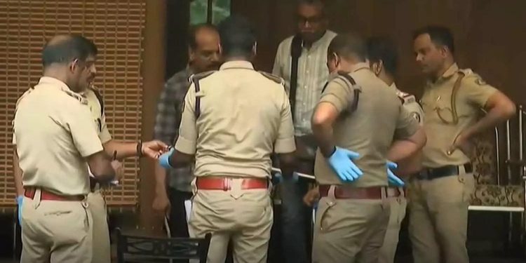 ആറ്റിങ്ങലില്‍ വീടിനുമുന്നില്‍ വയോധികയെ വൈദ്യുതാഘാതമേറ്റ് മരിച്ച നിലയില്‍ കണ്ടെത്തി