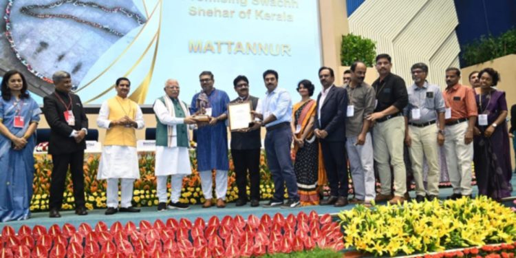 സ്വച്ഛ് സർവേക്ഷൻ ഫലപ്രഖ്യാപനത്തിൽ കേരളത്തിന് മുന്നേറ്റം