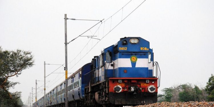 ട്രെയിൻ പുറപ്പെടുന്നതിന് 8 മണിക്കൂർ മുൻപ് റിസർവേഷൻ ചാർട്ട് തയ്യാറാക്കും