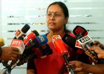 കോട്ടയം മെഡിക്കല് കോളേജിലെ കെട്ടിടം ഇടിഞ്ഞ് വീണ് ഒരു സ്ത്രീ മരിച്ച സംഭവത്തില് വീഴ്ച പറ്റിയെന്ന് സമ്മതിക്കാതെ ആരോഗ്യമന്ത്രി വീണ ജോര്ജ്