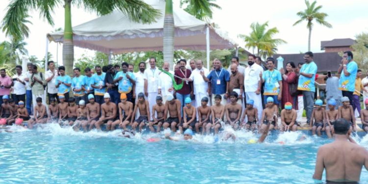 സ്വിം കേരള സ്വിം മൂന്നാം ഘട്ട സമാപന ചടങ്ങും സർട്ടിഫിക്കറ്റ് വിതരണവും നടന്നു