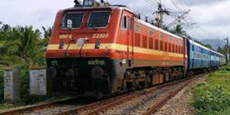 ആലുവയിൽ പാലം അറ്റകുറ്റപ്പണി ; രണ്ട് ട്രെയിനുകള്‍ റദ്ദാക്കി