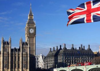 യു.കെയില്‍ വൃദ്ധസദനത്തിന്റെ പേരില്‍ തട്ടിപ്പ് ; പിന്നില്‍ മലയാളികളുടെ നാല്‍വര്‍ സംഘം – അയര്‍ലന്റിലെ പബ് തട്ടിപ്പിന് പിന്നിലും ഈ തിരുട്ടു സംഘം