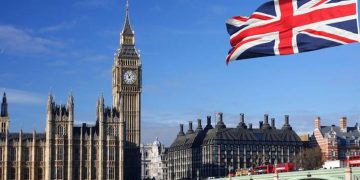 യു.കെയില്‍ വൃദ്ധസദനത്തിന്റെ പേരില്‍ തട്ടിപ്പ് ; പിന്നില്‍ മലയാളികളുടെ നാല്‍വര്‍ സംഘം – അയര്‍ലന്റിലെ പബ് തട്ടിപ്പിന് പിന്നിലും ഈ തിരുട്ടു സംഘം